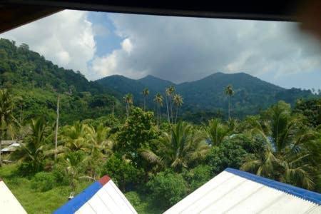 Beachfront Hut Upstairs Astra - Beach Shack Chalet Kampong Juara Extérieur photo